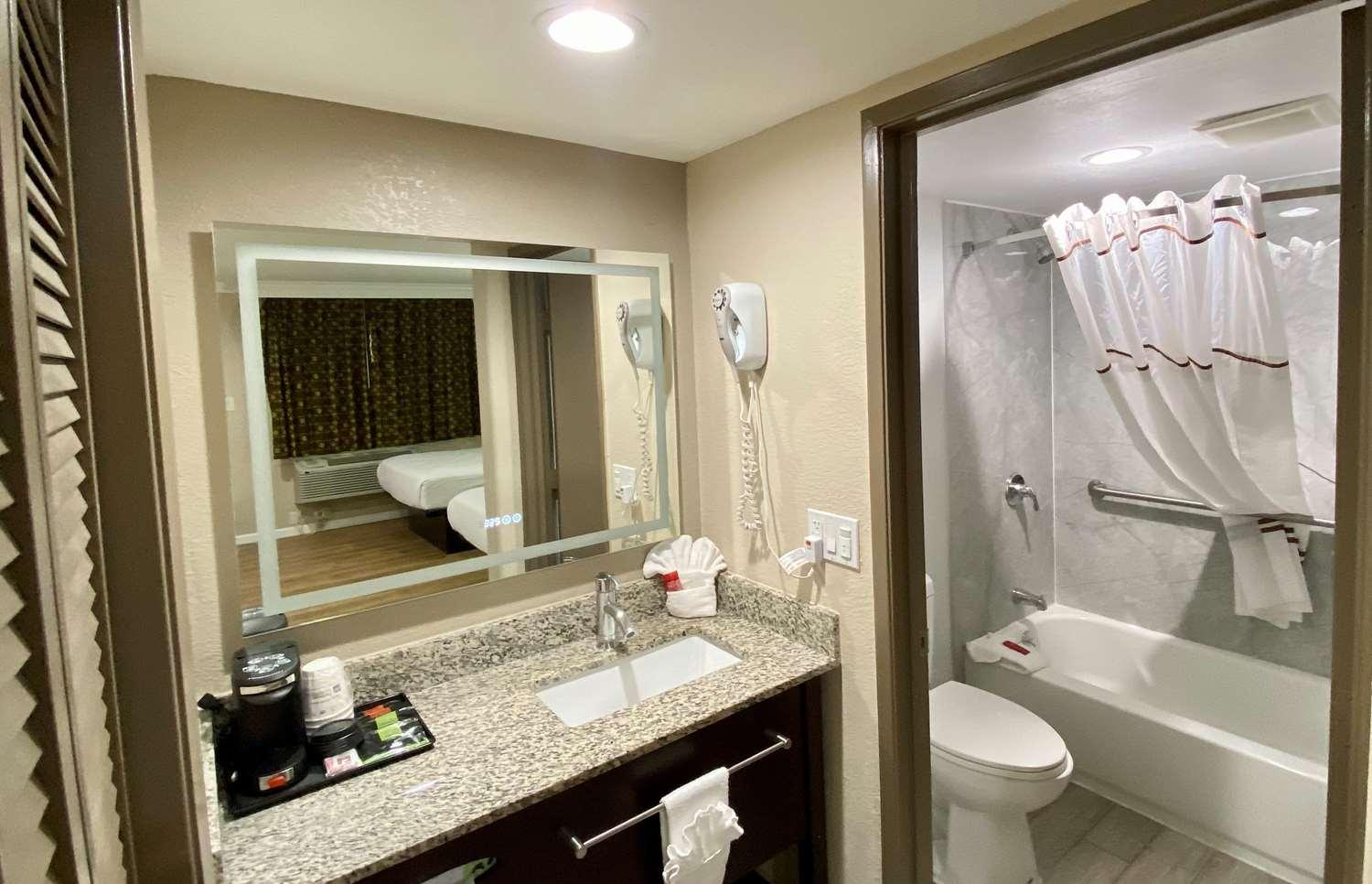 Surestay Hotel By Best Western Santa Cruz Esterno foto